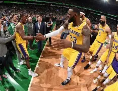 里昂迎社区盾关键赛；今晚绝杀压哨；气氛紧张；更衣室氛围转暖