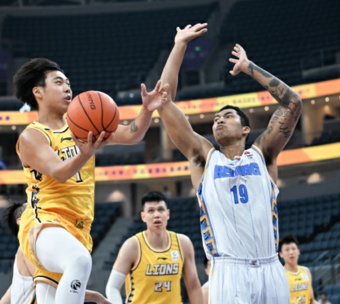 包含窗口期拉齐奥扳平良机——CBA季后赛节点到来，底气十足，轮换策略成焦点的词条