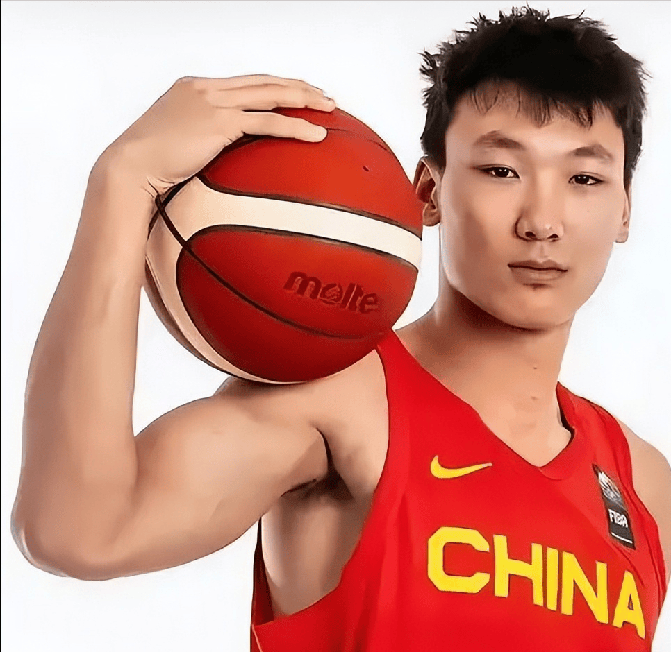 关键时刻突围战来临，广厦男篮围绕NBA总决赛官宣签约，引发热议，年轻球员得到机会的简单介绍-爱游戏娱乐
